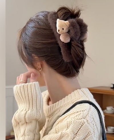 Cute Plush Bear Hair Clutcher