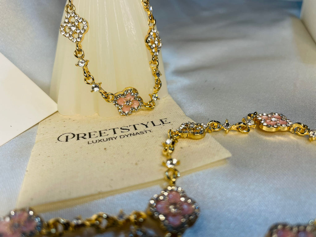 Enchanted Rosé Clover Bracelet